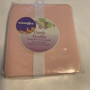 Babies R Us Comfy Douillet Crib Sheet